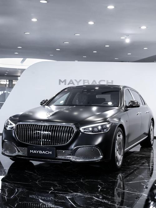 东莞9岚图汽车的售后服务让用户无忧出行，迈巴赫未来的豪华车趋势